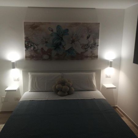 La Casa Dei Nonni Hotel บารี ภายนอก รูปภาพ
