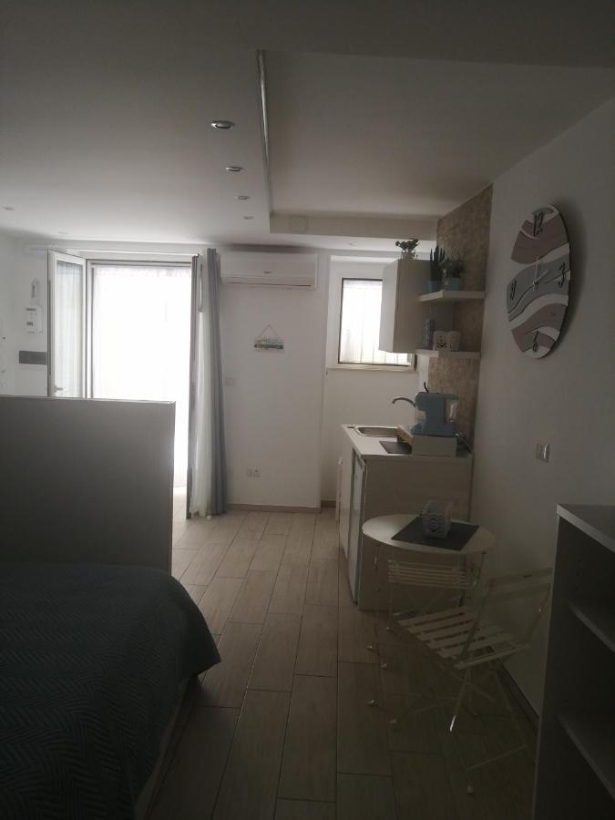 La Casa Dei Nonni Hotel บารี ภายนอก รูปภาพ