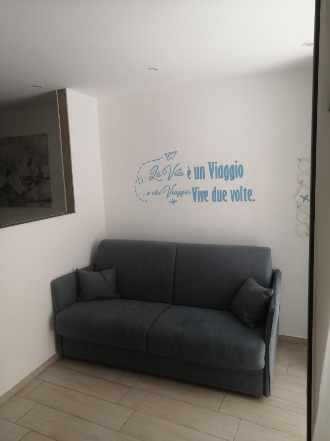 La Casa Dei Nonni Hotel บารี ภายนอก รูปภาพ