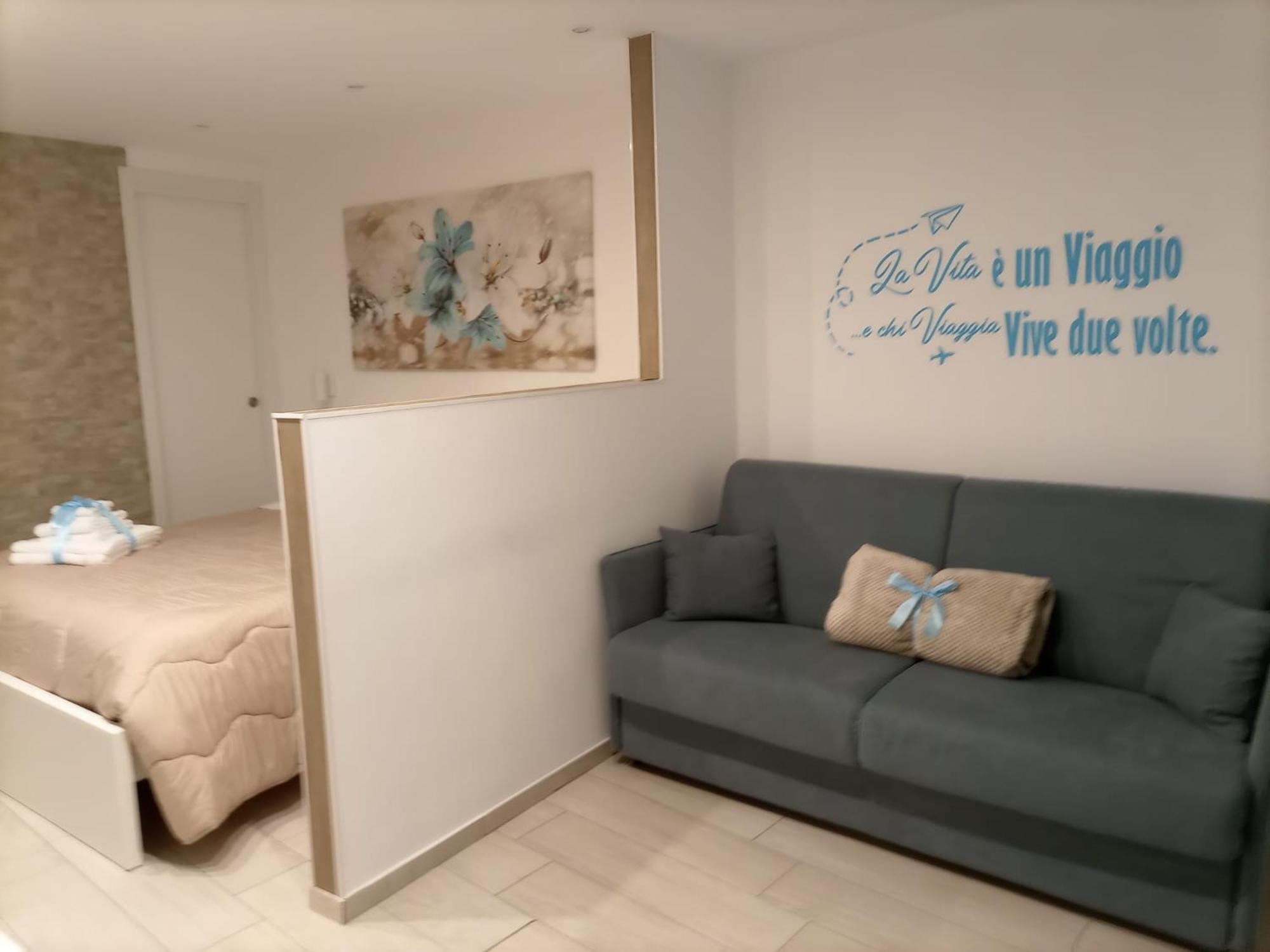 La Casa Dei Nonni Hotel บารี ภายนอก รูปภาพ